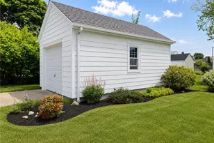 70 Floral Park Blvd, Pawtucket, RI 02861 - Photo 40