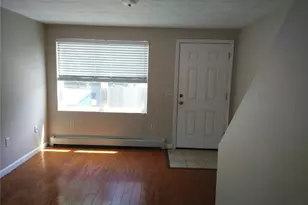 22 Wall St, Bristol, RI 02809 - Photo 6