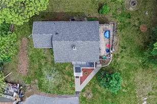 1842 Mendon Rd, Woonsocket, RI 02895 - Photo 6