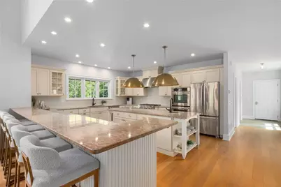 104 Ferry Road, Bristol, RI 02809 - Photo 10