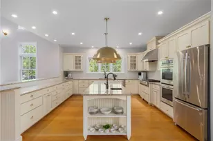 104 Ferry Rd, Bristol, RI 02809 - Photo 12