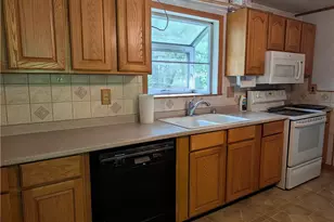 65 Peck Hill Rd, Scituate, RI 02857 - Photo 2