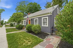 40 Haile St, Warren, RI 02885 - Photo 4