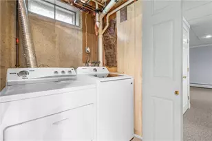 150 Marlow St, Cranston, RI 02920 - Photo 22