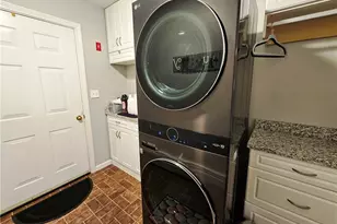 2970 Mendon Rd, Cumberland, RI 02864 - Photo 8