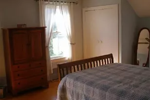 30 Simmons St, Newport, RI 02840 - Photo 16