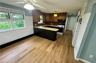 75 Hobson Ave, North Providence, RI 02911 - Photo 14