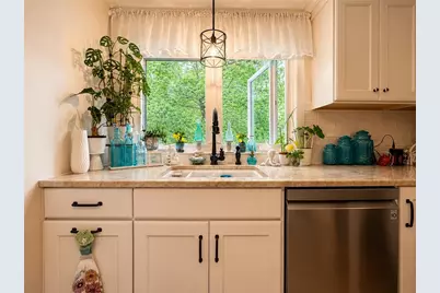 422 Rockland Road, Scituate, RI 02857 - Photo 8