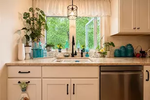 422 Rockland Rd, Scituate, RI 02857 - Photo 8