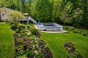 422 Rockland Rd, Scituate, RI 02857 - Photo 4