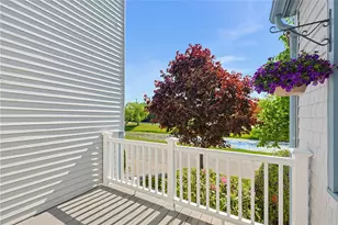 1 Willow Glen Cir, Warwick, RI 02889 - Photo 6