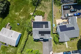 100 E View Ave, Cranston, RI 02920 - Photo 44