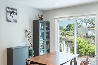 100 East View Avenue, Cranston, RI 02920 - Photo 18