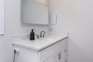 100 E View Ave, Cranston, RI 02920 - Photo 36