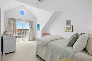 34 Wimbledon Cir, Portsmouth, RI 02871 - Photo 38