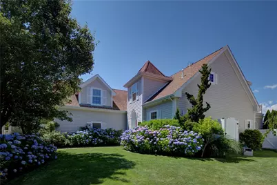 34 Wimbledon Circle, Portsmouth, RI 02871 - Photo 1