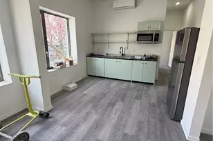 536 Smith St, Providence, RI 02908 - Photo 2