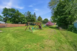 25 Dounetos St, West Warwick, RI 02893 - Photo 24