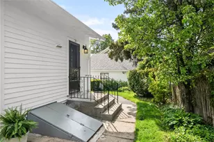 135 Olney Ave, North Providence, RI 02911 - Photo 44