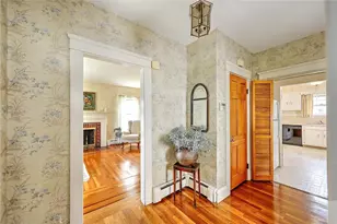 96 Jastram St, Providence, RI 02908 - Photo 6