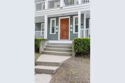 439 Broadway Street #D, Newport, RI 02840 - Photo 2