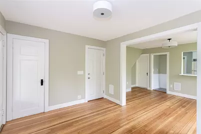 439 Broadway Street #D, Newport, RI 02840 - Photo 10