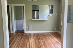 439 Broadway St, Newport, RI 02840 - Photo 4