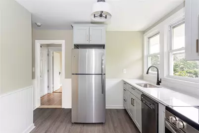 439 Broadway Street #D, Newport, RI 02840 - Photo 12