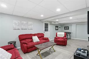 193 Sleepy Hollow Farm Rd, Warwick, RI 02886 - Photo 36