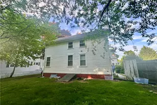 26 Pleasant St, Lincoln, RI 02865 - Photo 4