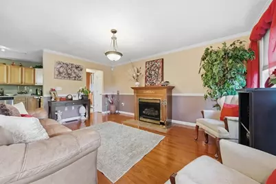 40 Chestnut Grove Avenue, Cumberland, RI 02864 - Photo 4