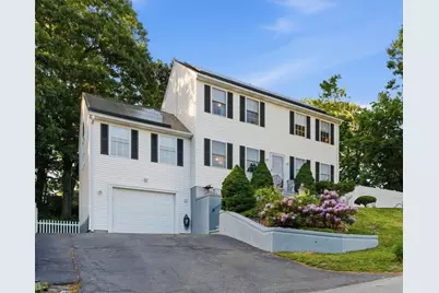 40 Chestnut Grove Avenue, Cumberland, RI 02864 - Photo 2