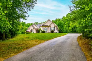 4 Hart Pond Dr, North Smithfield, RI 02896 - Photo 36