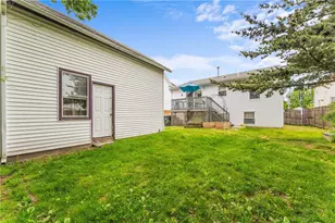 33 Cobb St, East Providence, RI 02914 - Photo 6