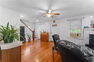 42 Dunbar Ave, East Providence, RI 02916 - Photo 22