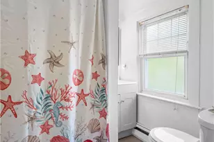 42 Dunbar Ave, East Providence, RI 02916 - Photo 32