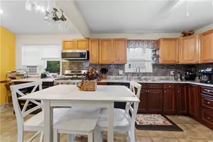 42 Dunbar Ave, East Providence, RI 02916 - Photo 12