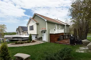 230 Manila Ave, Woonsocket, RI 02985 - Photo 2