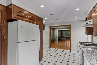 214 Rankin Avenue, Providence, RI 02908 - Photo 8