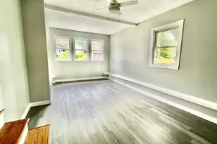 33 Howard Ave, North Providence, RI 02911 - Photo 10