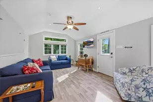 45 Port Ave, South Kingstown, RI 02879 - Photo 6