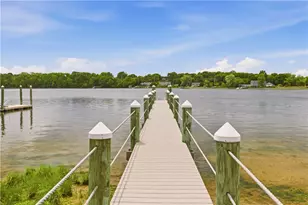 11 Opechee Dr, Barrington, RI 02806 - Photo 10