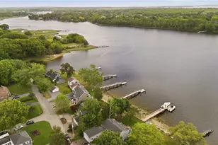 11 Opechee Dr, Barrington, RI 02806 - Photo 44