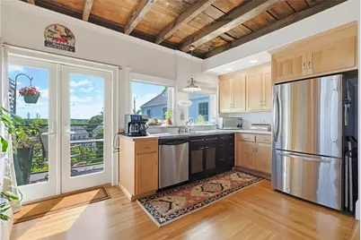 520 East Avenue, Pawtucket, RI 02860 - Photo 6