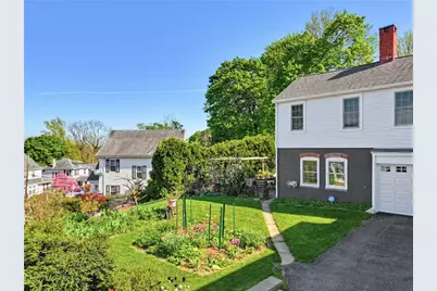520 East Avenue, Pawtucket, RI 02860 - Photo 34