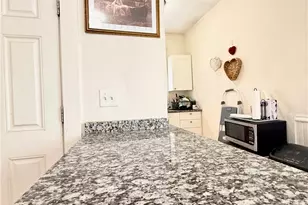 40 Richter St, Providence, RI 02908 - Photo 28