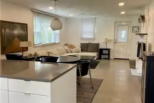 101 Briarwood Ave, Middletown, RI 02842 - Photo 4
