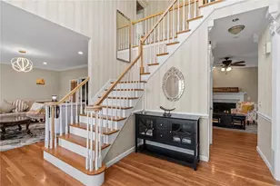 38 Steeple Ln, Lincoln, RI 02865 - Photo 4