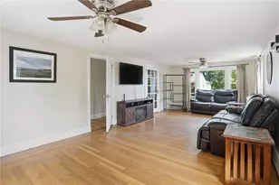 9 West St, North Providence, RI 02904 - Photo 16