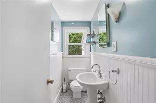 9 West St, North Providence, RI 02904 - Photo 20